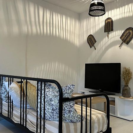 Spacieux T2 Climatise - Pres Du Centre Ville Narbonne Exteriör bild